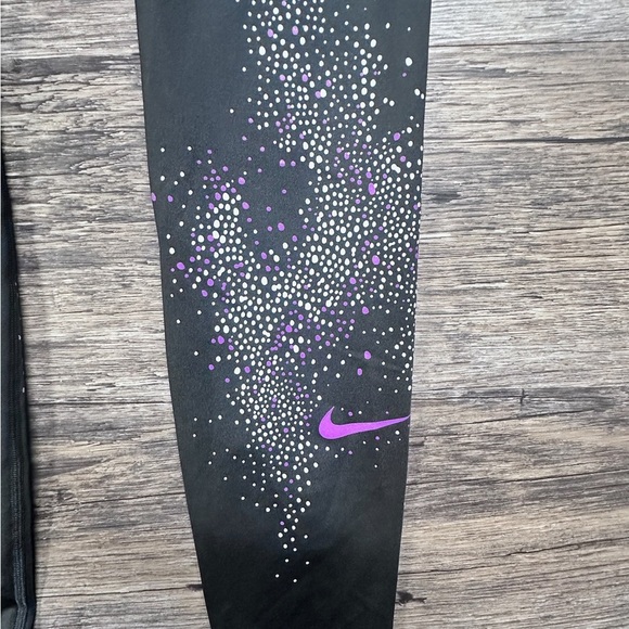Nike Black and Purple Sparkle Leggings - Picture 4 of 5